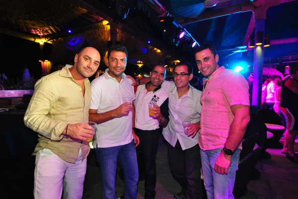 Saturday Night At Edde Sands